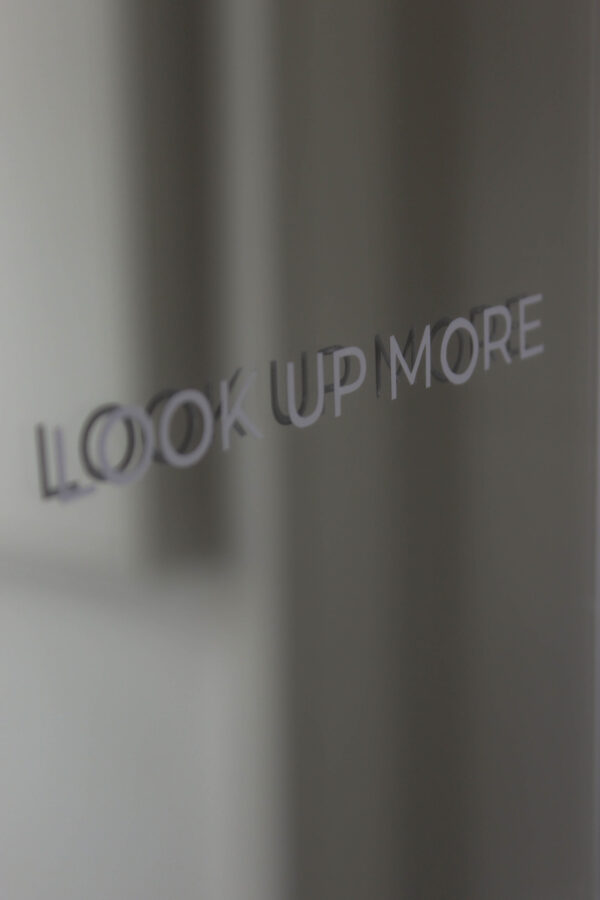 Sticker "look up more" – Bild 3